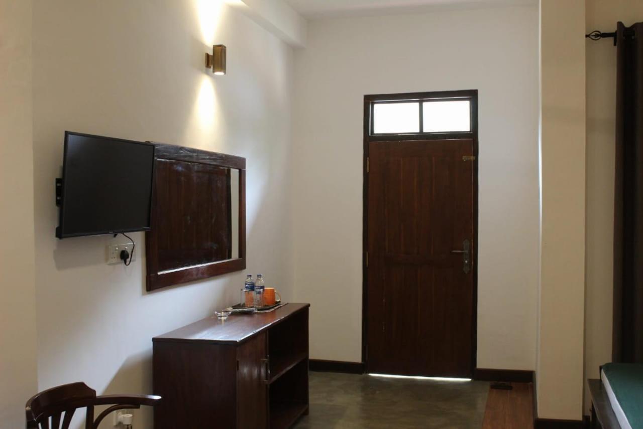 Forest Edge Villa Anuradhapura Εξωτερικό φωτογραφία